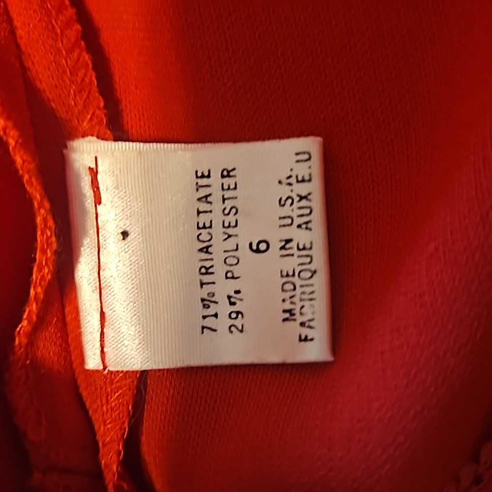 Red dress - Picture 4 of 7
